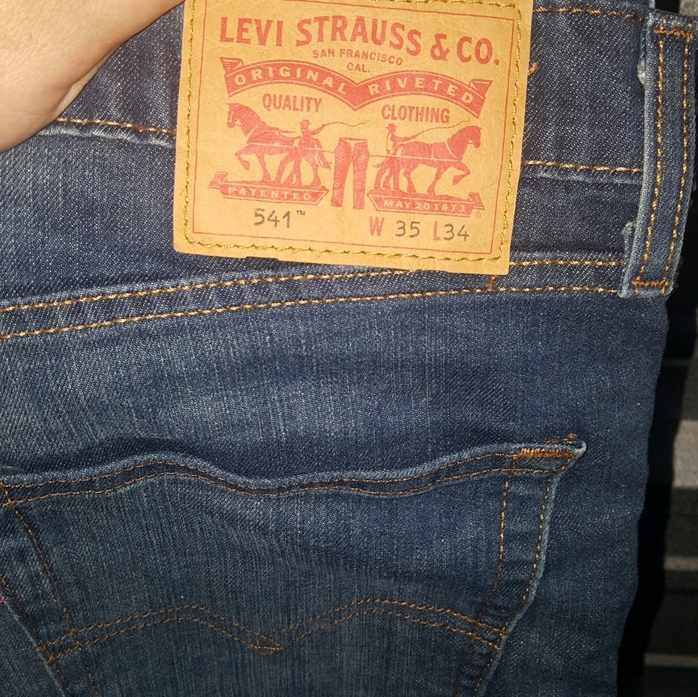 Men's Levi jeans